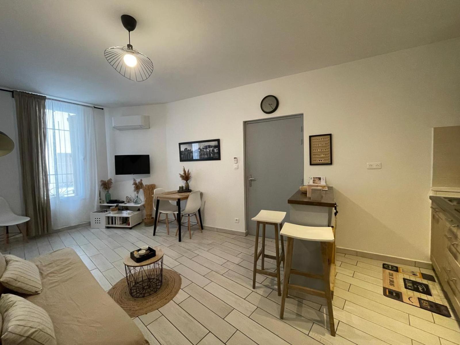 Joli Appartement Hypercentre T2, Classe Meuble De Tourisme 3 Avec Parking Gratuit ベジエ エクステリア 写真