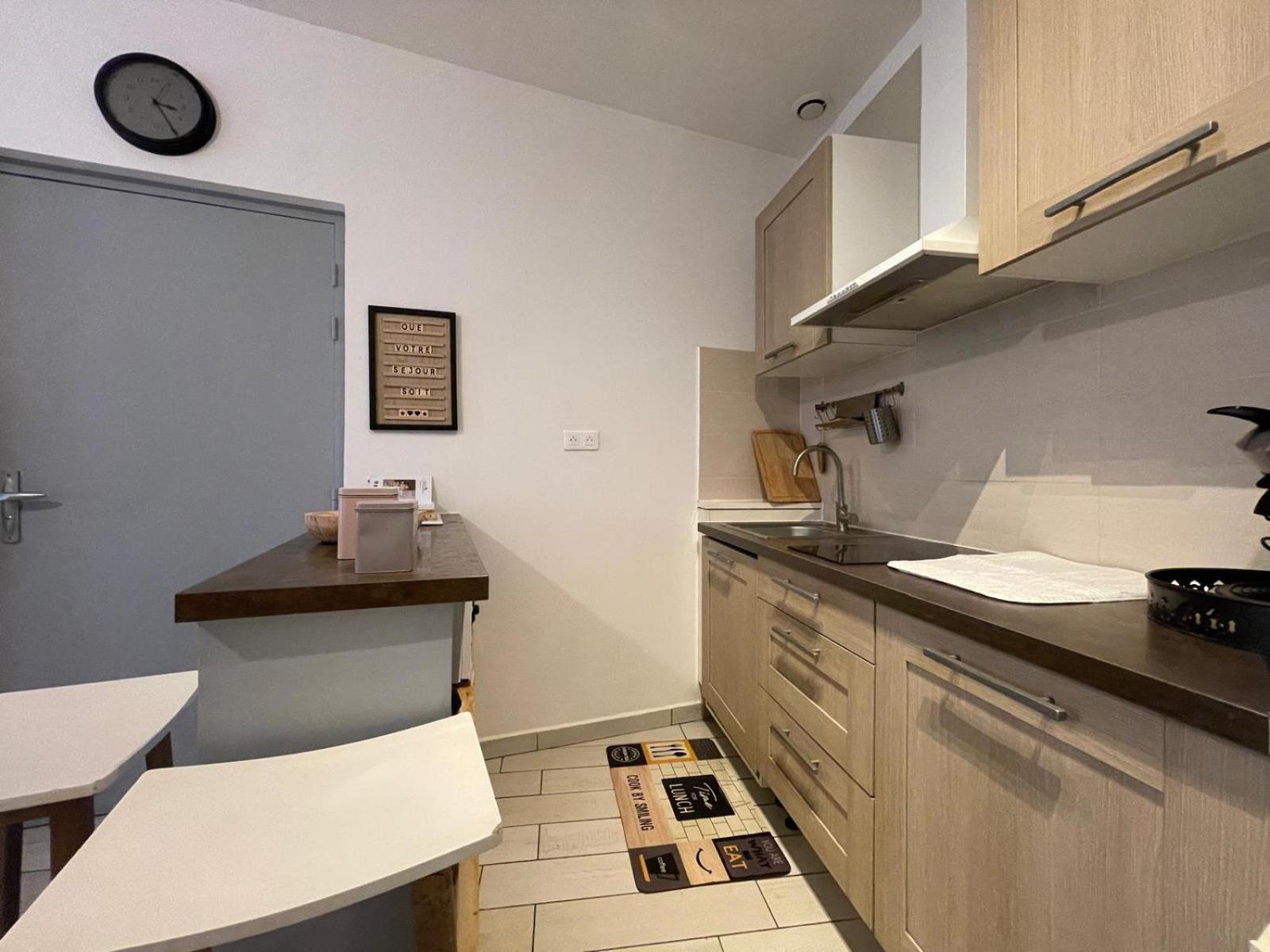 Joli Appartement Hypercentre T2, Classe Meuble De Tourisme 3 Avec Parking Gratuit ベジエ エクステリア 写真
